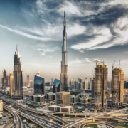 الاستثمار في دبي | مركز عالمي لسوق السلع والخدمات المالية والتجارة